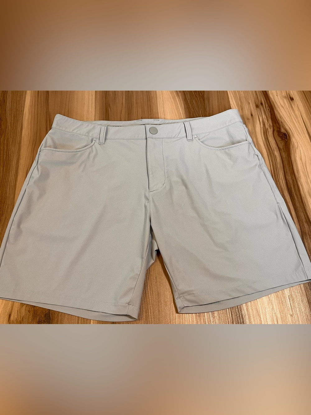 Rhone Shorts Men’s 36 Momentum Golf Chino Short 7” Light Sleet Gray Athleisure